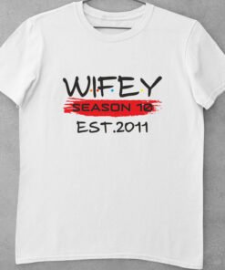 Alternative view of Hubby & Wifey Personalised Couple T-Shirts FOR Pre-Wedding Photoshoots & Anniversary