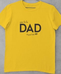 Alternative view of Personlaised Mom-To-Be & Dad-To-Be T-Shirts for Maternity Photoshoot