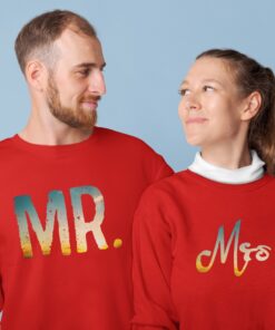 Personalized Couple Sweatshirts for Pre-Wedding Photoshoots & Anniversary