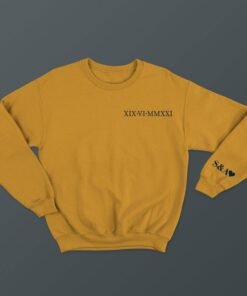 Personalized Couple Sweatshirts Sleeve & pocket printing for Pre-Wedding Photoshoots & Anniversary