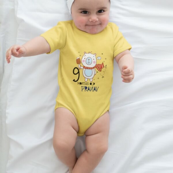 Baby Monthly Milestone Romper/T-Shirts - Gifts for Newborns